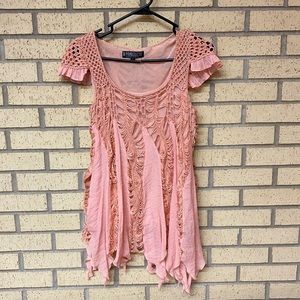 Tunic like top. Handkerchief hem. Cap sleeves.  Size small.